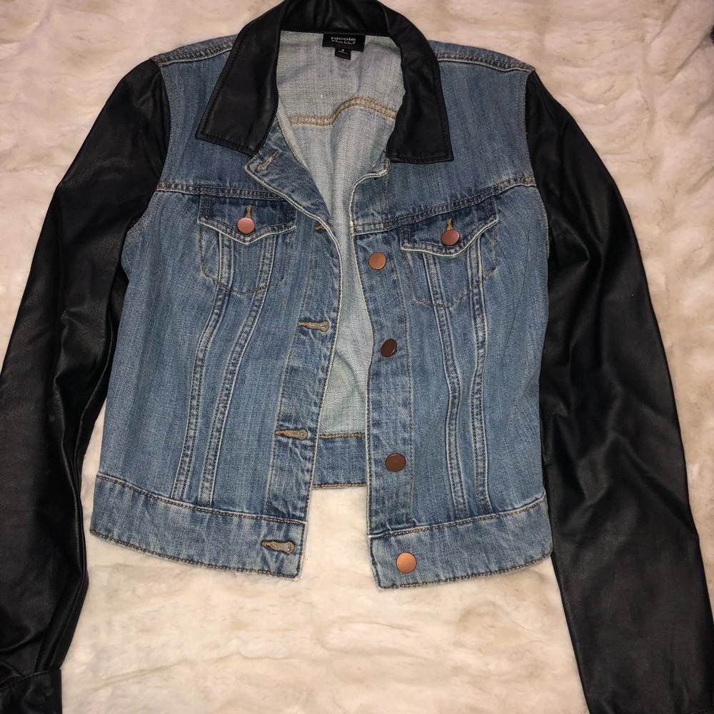 Denim / leather sleeve jacket